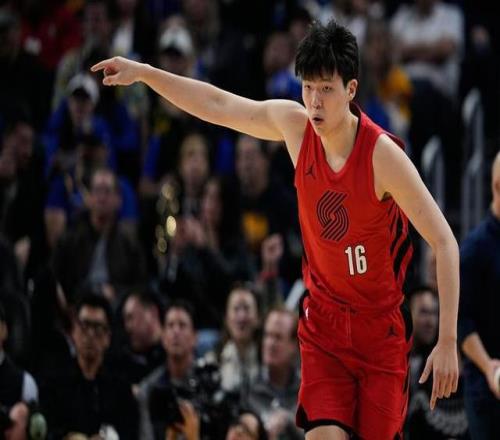 英冠焦点对,诺维奇三连,胜狂欢,博鱼体育官网,博鱼体育app,博鱼体育APP下载