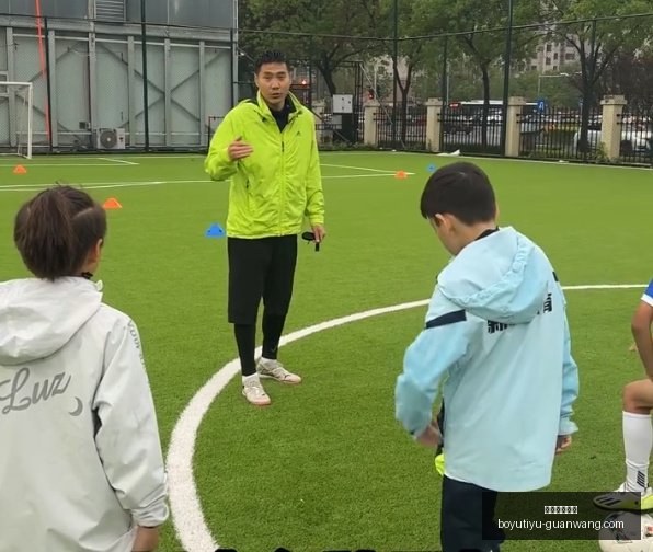 联想拯救者,电竞手机,外观设计再,博鱼体育官网,博鱼体育app下载