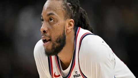 萨沃纳因肌肉问题告别意甲赛场，尤文今季遭遇第25例球员受伤情况。